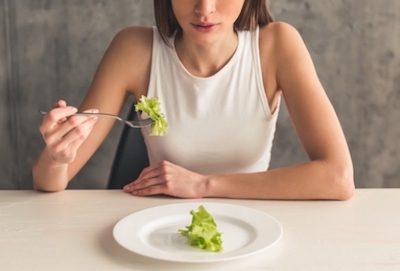 Disturbi alimentari in adolescenza prevenzione diagnosi e cura